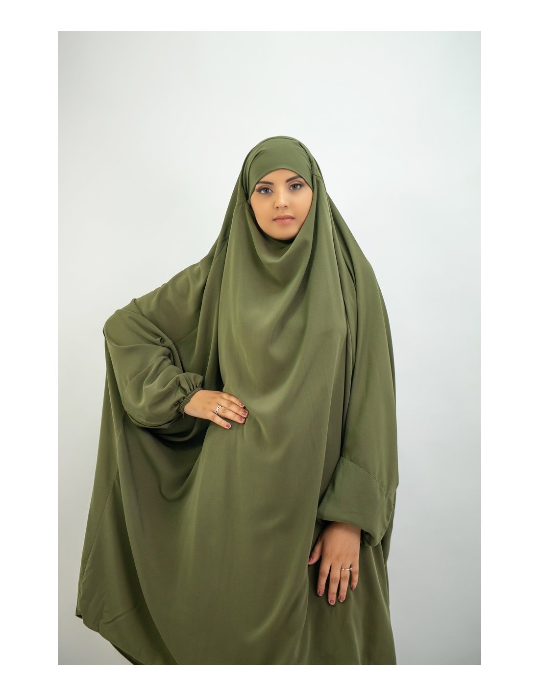 Jilbab Kawthar Zwei Zimmer