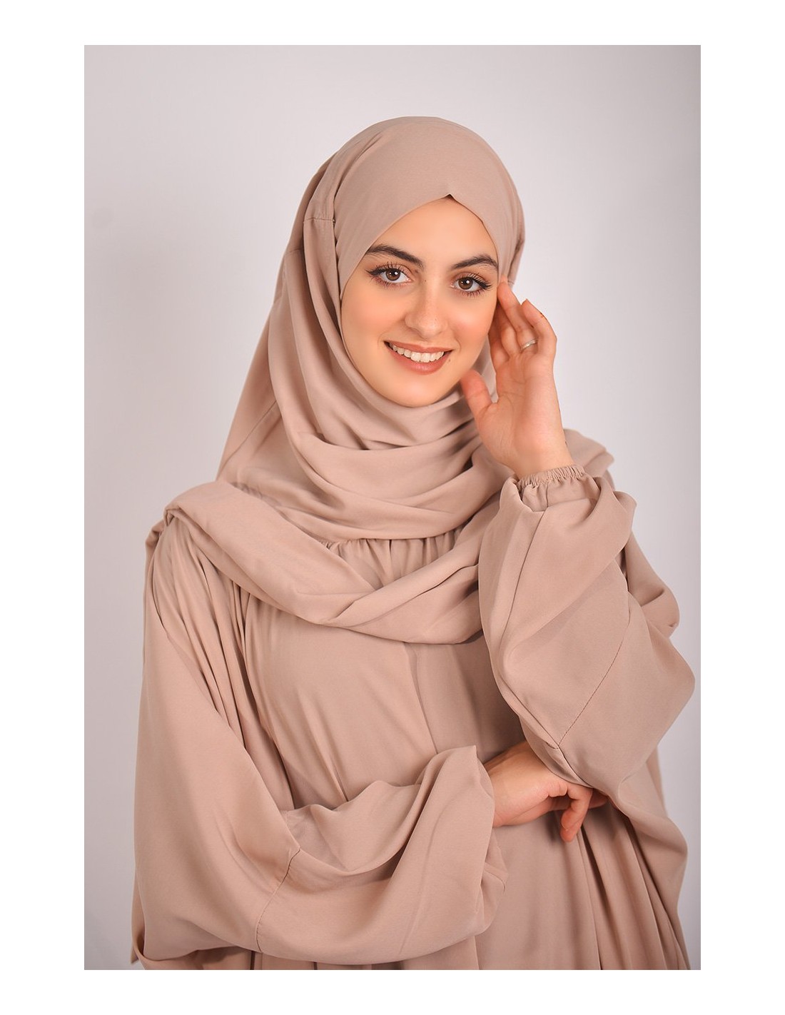 Abaya Jilbab Ajman mit Schal