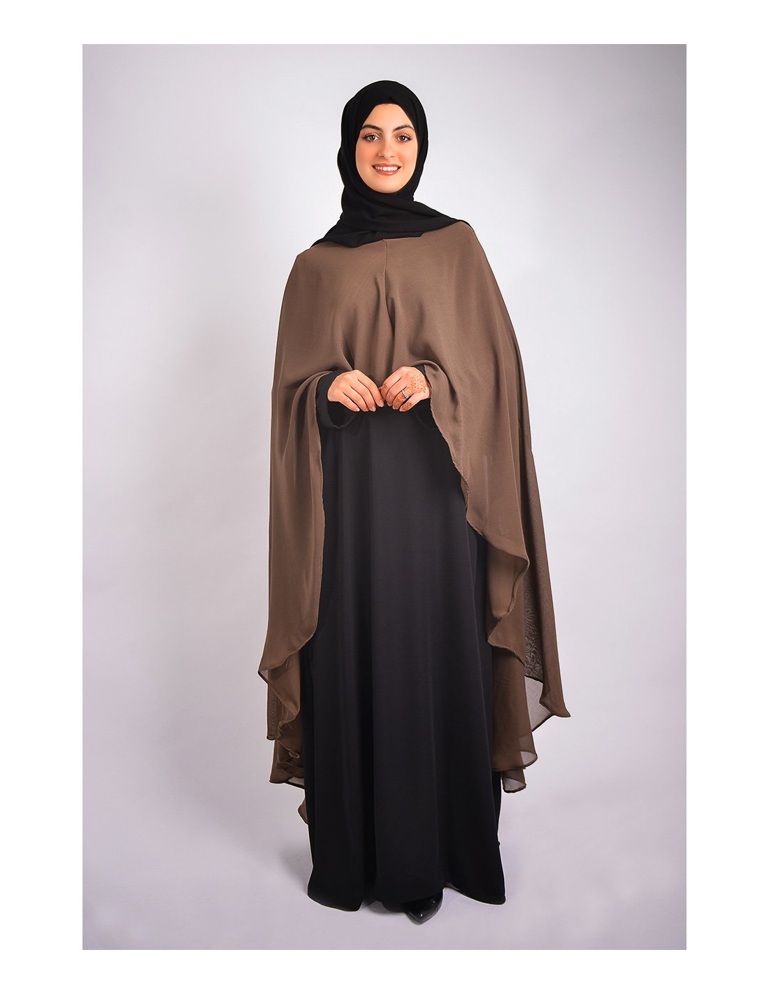 Abaya sumiya with integrated cape