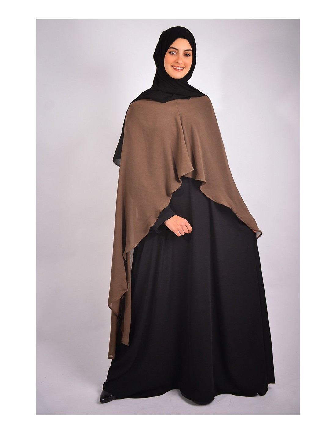 Abaya sumiya con capa integrada