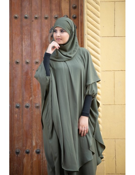 Langer Khimar Hijab integriert