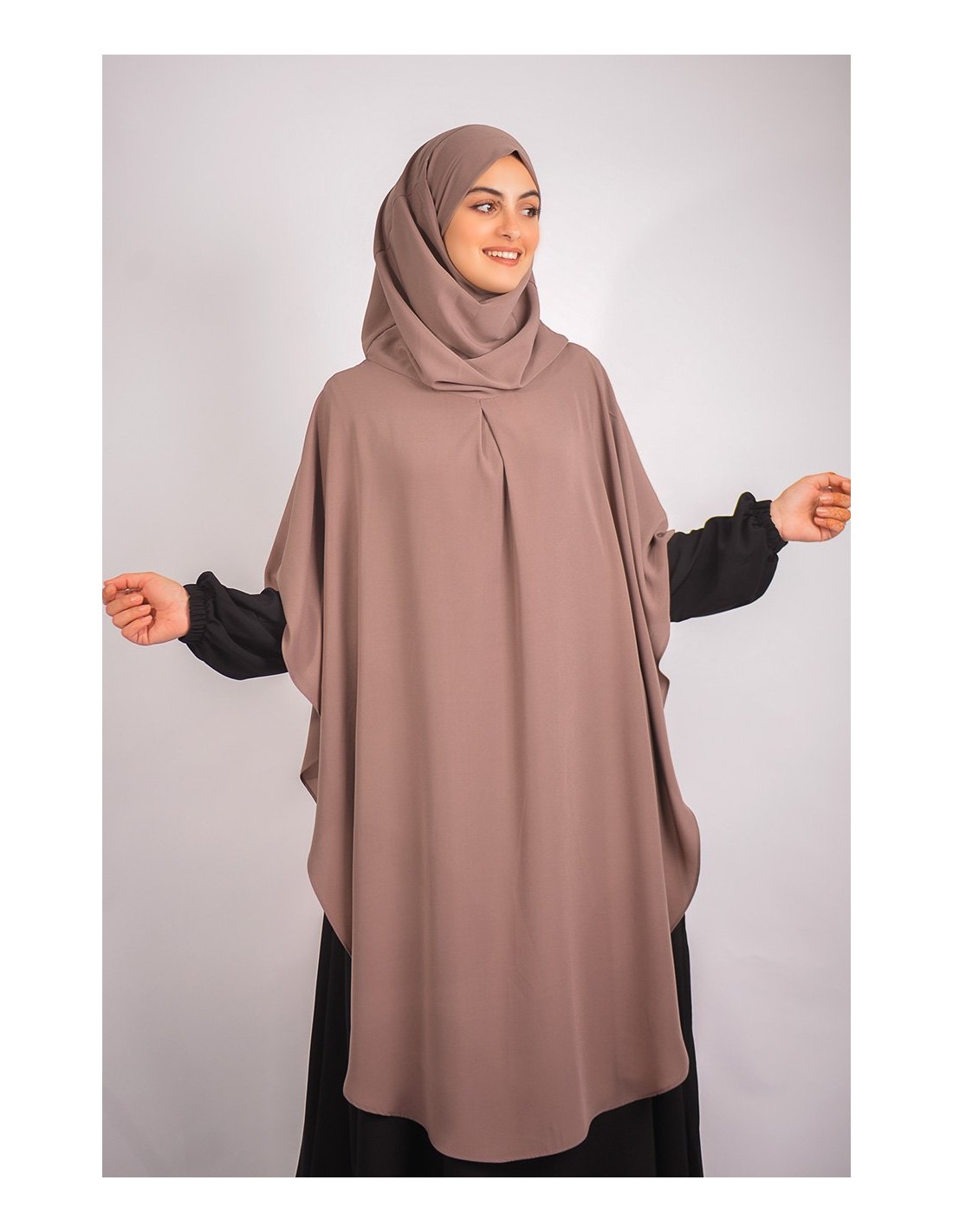 Langer Khimar Hijab integriert