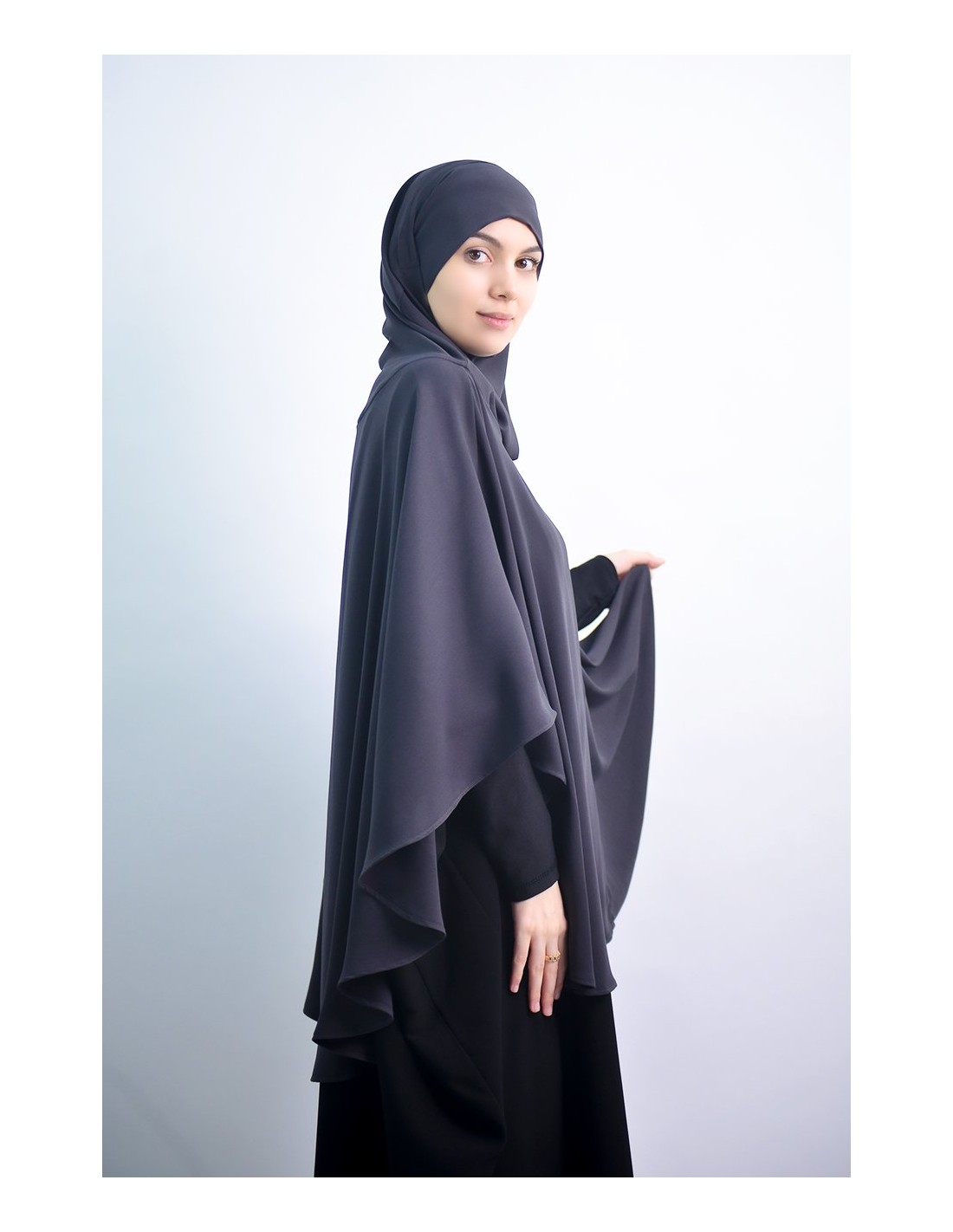 Cape mit integriertem Hijab