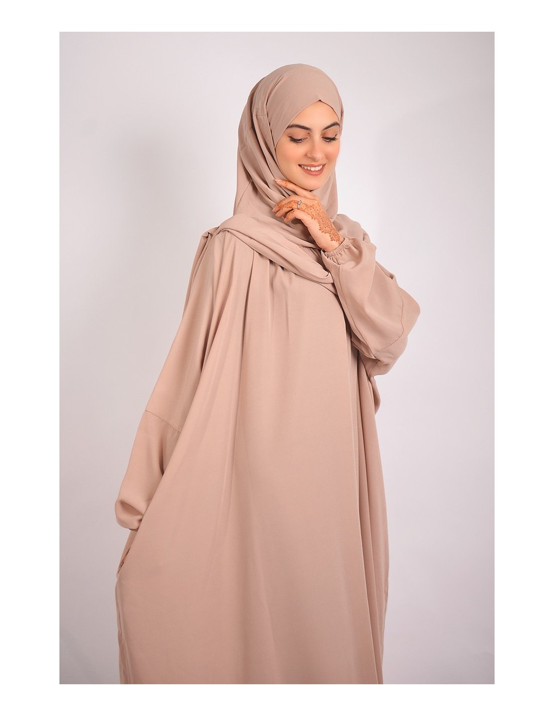 Abaya Jilbab Ajman con bufanda